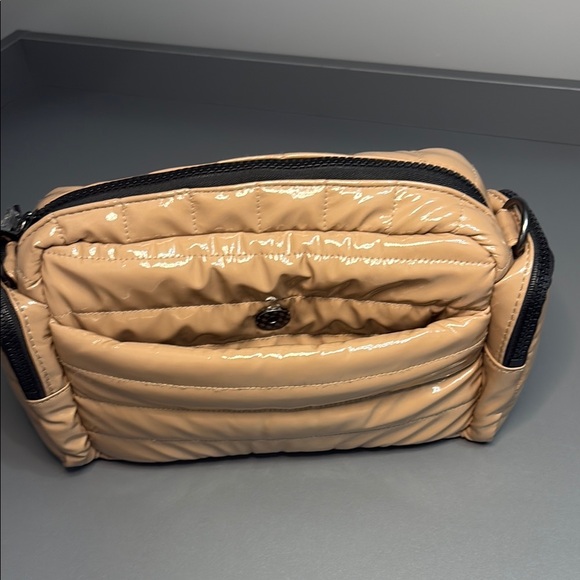 THINK ROYLN Tan and Black Quilted Crossbody Bag - Picture 6 of 13